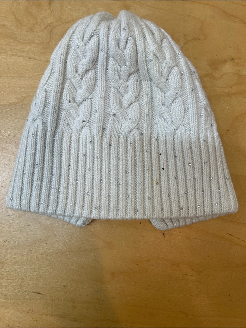 Cream Cable-Knit Beanie with Sparkle Accent